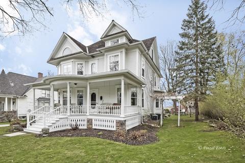 10216 Main St, Hebron, IL 60034 photo 1
