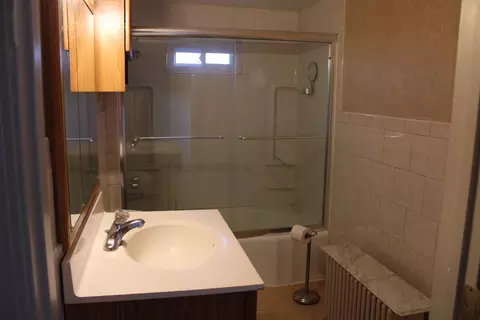 212 E 15th St, Lockport, IL 60441 photo 5