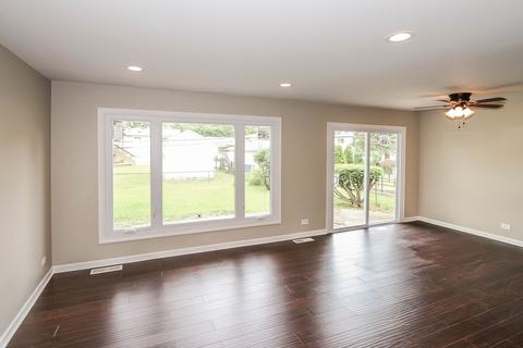 650 Cordial Dr, Des Plaines, IL 60016 photo 7