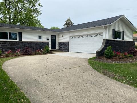 650 Cordial Dr, Des Plaines, IL 60016 photo 1