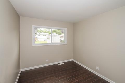 650 Cordial Dr, Des Plaines, IL 60016 photo 18