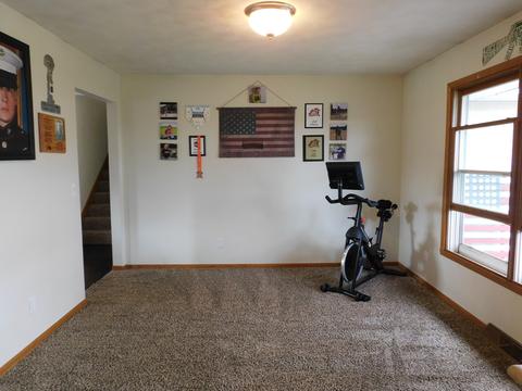 4944 Markell Ln, Cherry Valley, IL 61016 photo 3