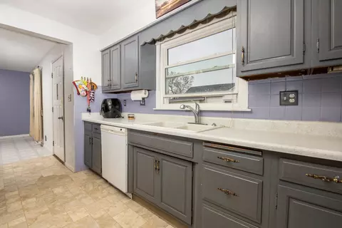 728 Jackson St, Pecatonica, IL 61063 photo 7