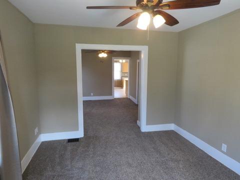 15 E Prairie St, Plano, IL 60545 photo 4