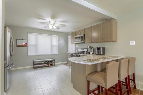 428 N Hillside Ave, Hillside, IL 60162 photo 6