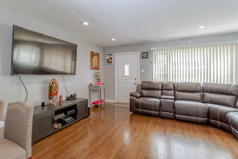 428 N Hillside Ave, Hillside, IL 60162 photo 4