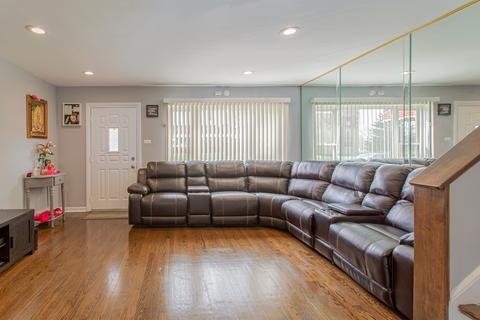 428 N Hillside Ave, Hillside, IL 60162 photo 5