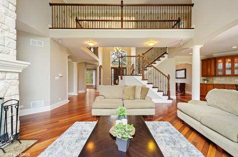 2023 N Summit St, Wheaton, IL 60187 photo 10