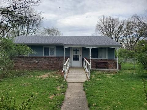 1401 Comanche Dr, Champaign, IL 61821 photo 1