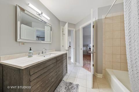 2111 Stonebridge Ct, Wheaton, IL 60189 photo 31