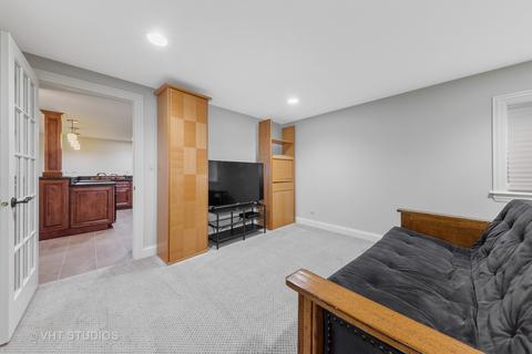 2111 Stonebridge Ct, Wheaton, IL 60189 photo 19