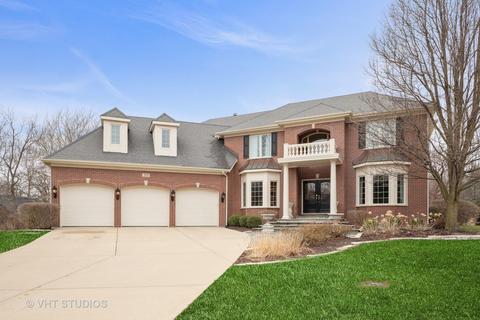 2111 Stonebridge Ct, Wheaton, IL 60189 photo 2