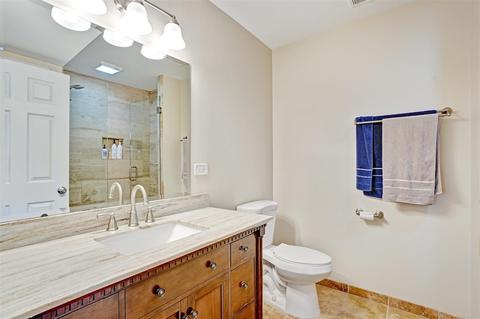 300 E Ardmore Ave, Roselle, IL 60172 photo 14