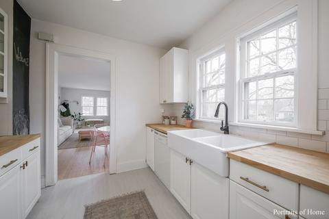 1019 Childs St, Wheaton, IL 60187 photo 11