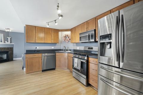 1481 Berta Dr, Crest Hill, IL 60403 photo 8