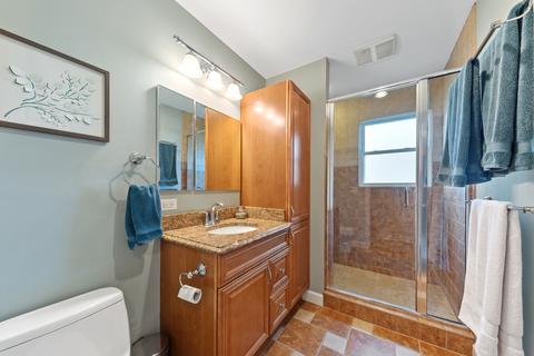 1009 E Alder Ln, Mount Prospect, IL 60056 photo 11