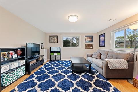 1009 E Alder Ln, Mount Prospect, IL 60056 photo 7