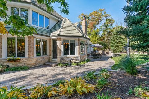 9283 E Falling Waters Dr, Burr Ridge, IL 60527 photo 6