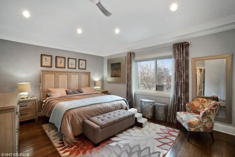 4615 S Champlain Ave, Chicago, IL 60653 photo 8