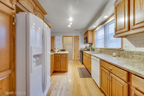 1749 E 86th Pl, Chicago, IL 60617 photo 7