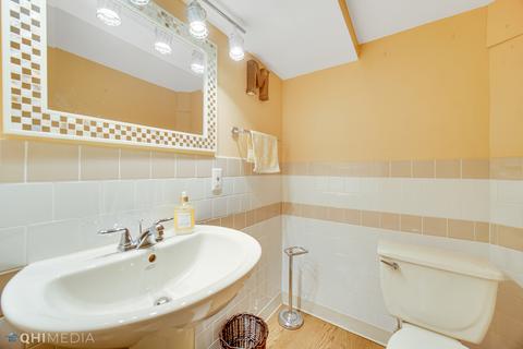 1749 E 86th Pl, Chicago, IL 60617 photo 15
