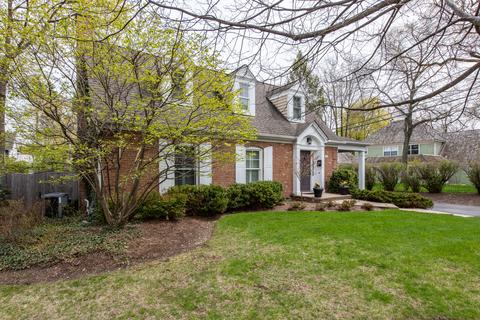 309 Circle Dr, Lake Bluff, IL 60044 photo 3