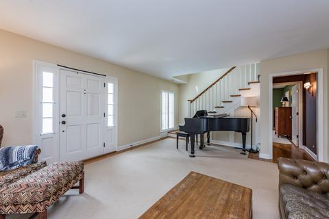 309 Circle Dr, Lake Bluff, IL 60044 photo 4