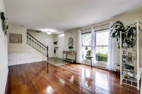 282 Windsor Dr, Bartlett, IL 60103 photo 7