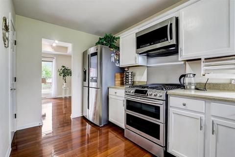 282 Windsor Dr, Bartlett, IL 60103 photo 18