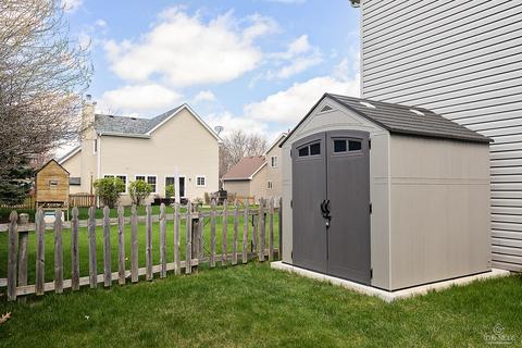 3183 Bennett Pl, Aurora, IL 60502 photo 2