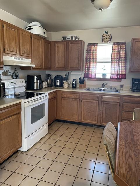 402 Front St, Mazon, IL 60444 photo 2