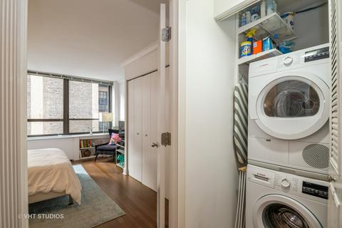 222 E Pearson St #808, Chicago, IL 60611 photo 10