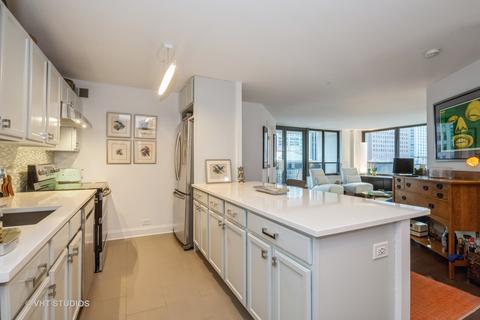 222 E Pearson St #808, Chicago, IL 60611 photo 5
