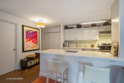 222 E Pearson St #808, Chicago, IL 60611 photo 4