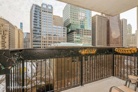 222 E Pearson St #808, Chicago, IL 60611 photo 11