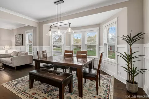 501 E Willow Ave, Wheaton, IL 60187 photo 11