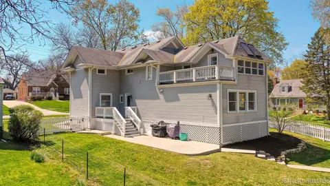 501 E Willow Ave, Wheaton, IL 60187 photo 40
