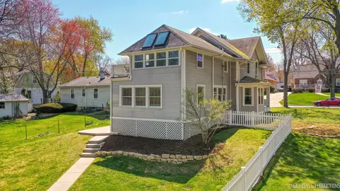 501 E Willow Ave, Wheaton, IL 60187 photo 39