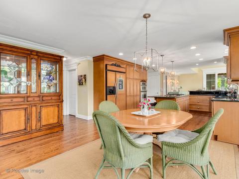 1510 Cadet Ct, Wheaton, IL 60189 photo 8