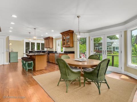 1510 Cadet Ct, Wheaton, IL 60189 photo 4