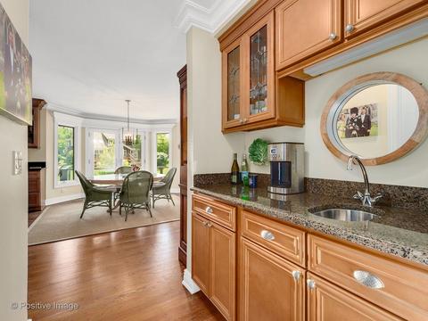 1510 Cadet Ct, Wheaton, IL 60189 photo 9