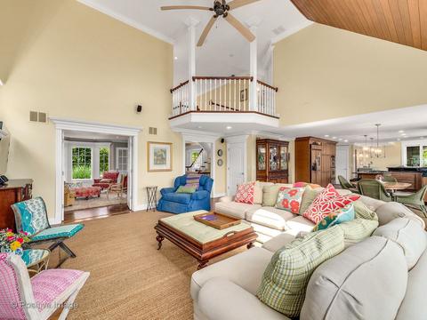 1510 Cadet Ct, Wheaton, IL 60189 photo 3