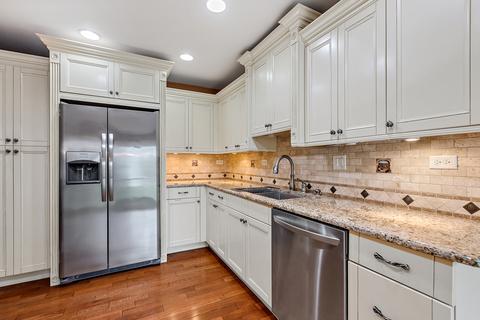 656 Claridge Cir, Hoffman Estates, IL 60169 photo 11
