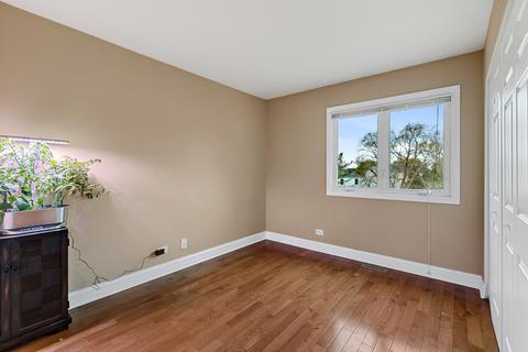 656 Claridge Cir, Hoffman Estates, IL 60169 photo 15