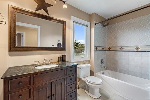 656 Claridge Cir, Hoffman Estates, IL 60169 photo 14