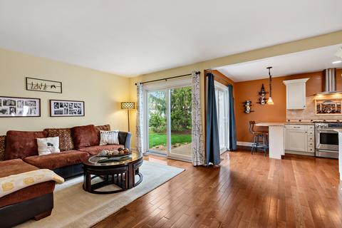 656 Claridge Cir, Hoffman Estates, IL 60169 photo 7