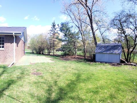 345 Meadow Ct, Willowbrook, IL 60527 photo 22