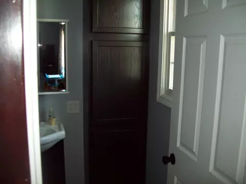 8908 Backbone Rd, Sheffield, IL 61361 photo 13