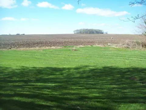 8908 Backbone Rd, Sheffield, IL 61361 photo 5