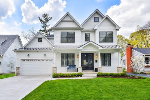 812 N Scott St, Wheaton, IL 60187 photo 1